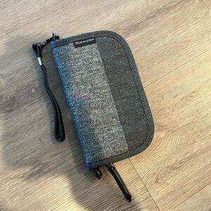 Sherpani Travel Wrist Wallet